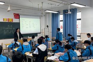 利拉德谈质疑：有时候你看不到隧道尽头的光 但要对自己有信心